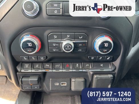 Used 2023 GMC Sierra 3500 Denali w/ Denali Ultimate Package image 11