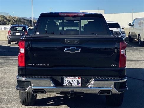 Used 2025 Chevrolet Silverado 1500 LTZ w/ LTZ Premium Package image 6