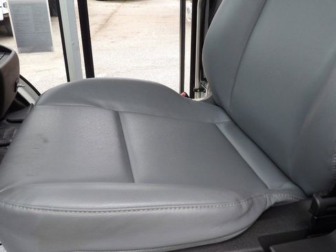 Used 2016 Ford Transit 250 138 RWD image 15
