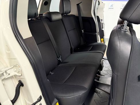 Used 2014 Toyota FJ Cruiser 4WD image 15