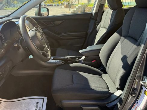 Used 2018 Subaru Impreza 2.0i Premium image 11
