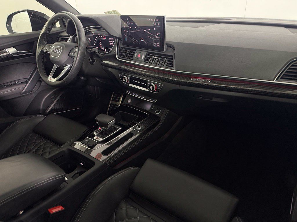 Used 2024 Audi SQ5 Prestige w/ Prestige Package AWD/4WD image 15
