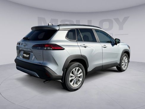 Certified 2026 Toyota Corolla Cross LE image 3