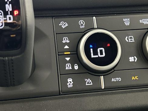 New 2025 Land Rover Defender 110 S image 19