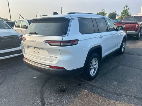 Used 2024 Jeep Grand Cherokee L Laredo AWD/4WD image 4
