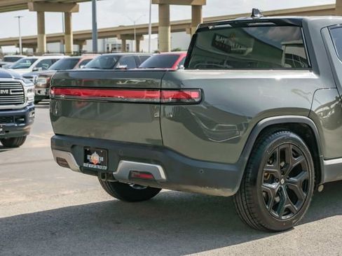Used 2022 Rivian R1T Launch Edition image 14