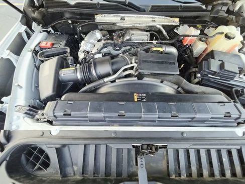 Used 2020 GMC Sierra 3500 4x4 Regular Cab w/ Convenience Package image 18