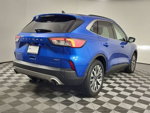 Used 2020 Ford Escape Titanium AWD/4WD image 5
