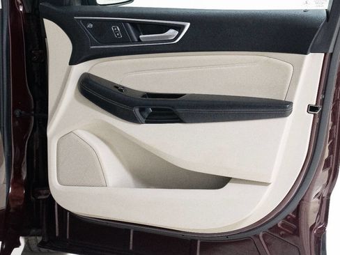 Used 2019 Ford Edge Titanium w/ Equipment Group 301A image 22