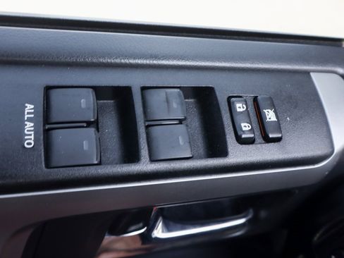 Used 2022 Toyota 4Runner SR5 image 15