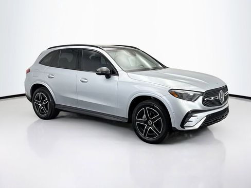Certified 2023 Mercedes-Benz GLC 300 4MATIC image 3