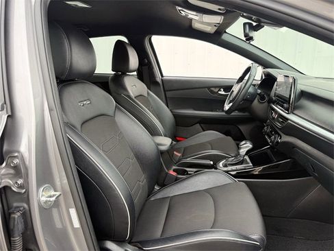 Used 2023 Kia Forte GT-Line image 28