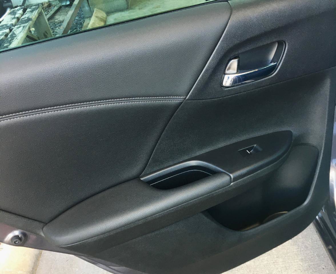 Used 2016 Honda Accord EX image 13