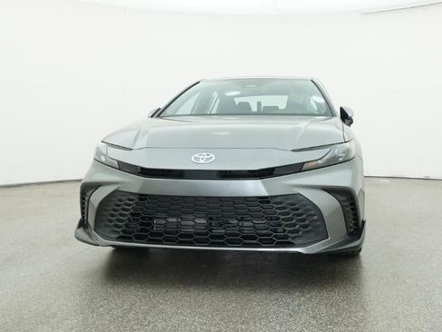New 2026 Toyota Camry SE FWD image 31