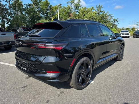 New 2025 Chevrolet Equinox EV RS image 3