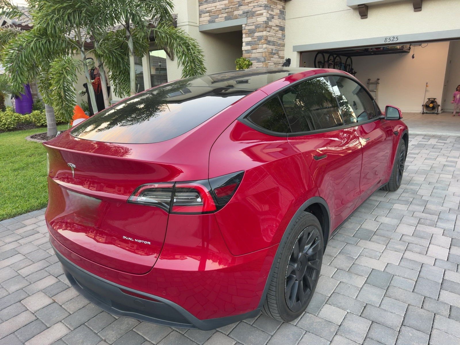 Used 2021 Tesla Model Y Long Range AWD/4WD image 4