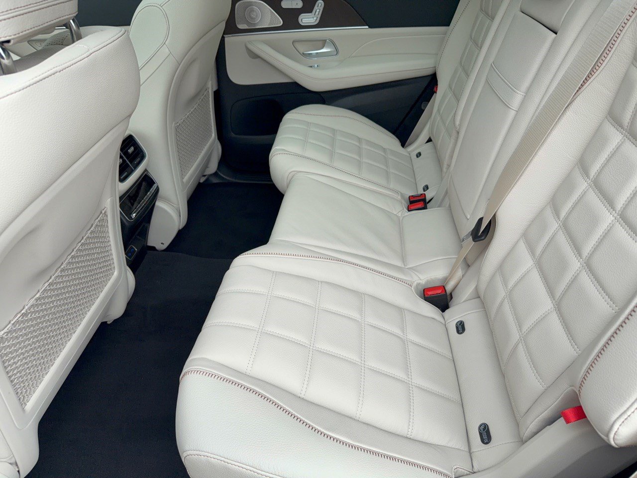 New 2027 Mercedes-Benz GLS 450 4MATIC image 25