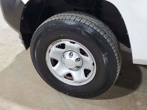 Used 2020 Toyota Tacoma SR RWD image 37