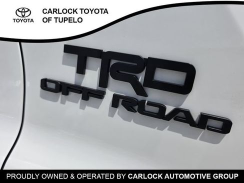 Used 2025 Toyota 4Runner TRD Off-Road Premium AWD/4WD image 39