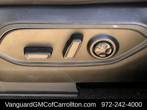 Used 2023 Jeep Grand Cherokee L Laredo image 24