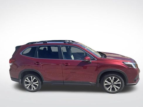 Used 2024 Subaru Forester Limited AWD/4WD image 8