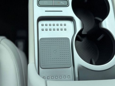 New 2026 Hyundai Ioniq 9 SEL image 26