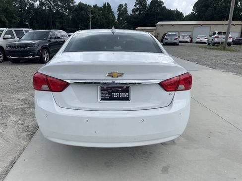 Used 2016 Chevrolet Impala LT w/ Convenience Package FWD image 6