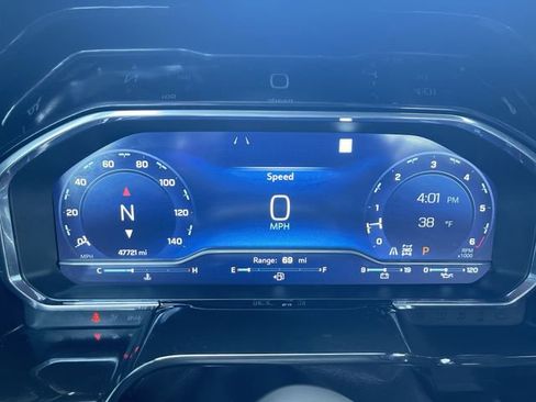 Used 2023 Chevrolet Silverado 1500 RST image 12