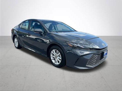 Certified 2025 Toyota Camry LE FWD image 6