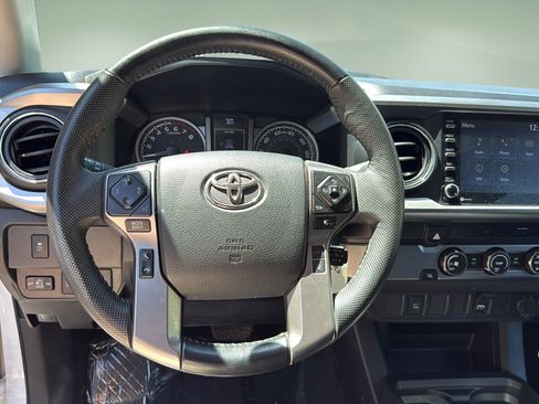Used 2023 Toyota Tacoma SR5 w/ SR5 Appearance Package RWD image 19