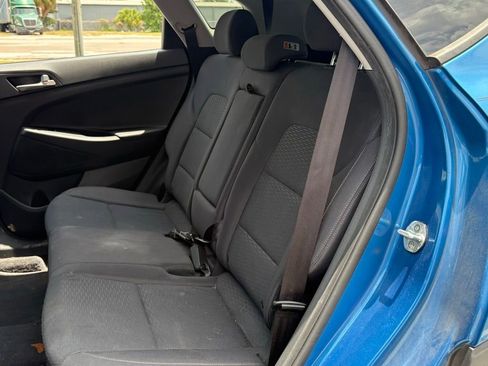 Used 2019 Hyundai Tucson Value w/ Cargo Package FWD image 11