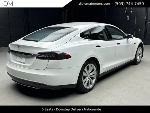 Used 2013 Tesla Model S Performance RWD image 7