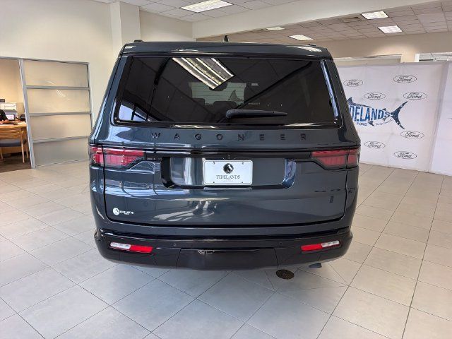 Used 2025 Jeep Wagoneer Series II w/ Premium Group I AWD/4WD image 7