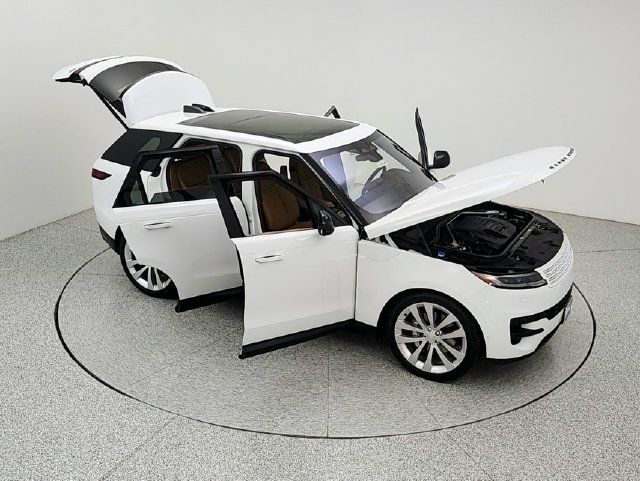 Used 2023 Land Rover Range Rover Sport SE AWD/4WD image 36