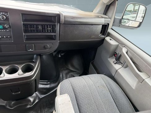 Certified 2025 Chevrolet Express 2500 w/ Driver Convenience Package RWD image 29