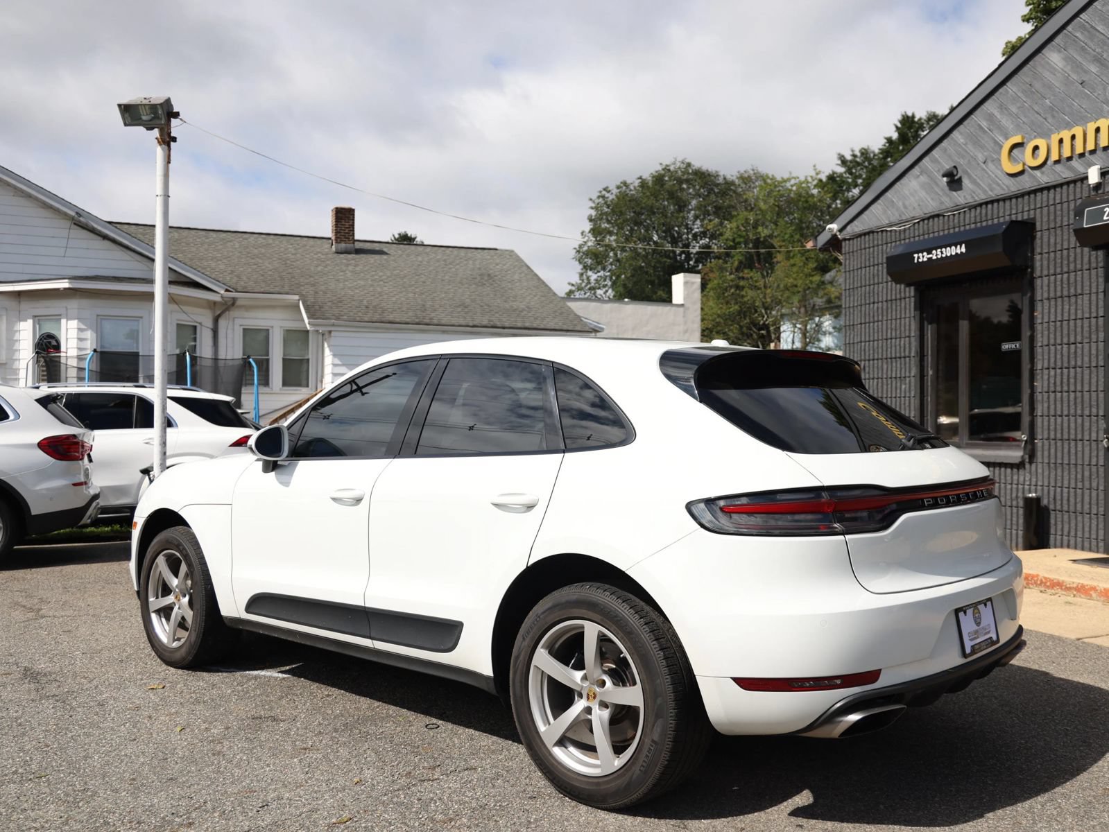 Used 2019 Porsche Macan AWD/4WD image 8