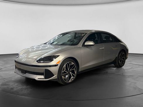 Used 2023 Hyundai Ioniq 6 SEL AWD/4WD image 9