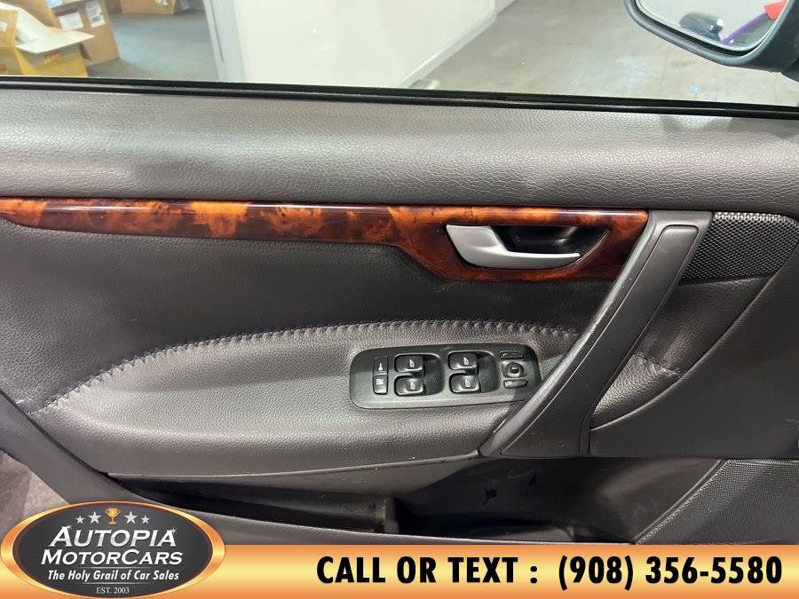 Used 2005 Volvo XC70 AWD/4WD image 18