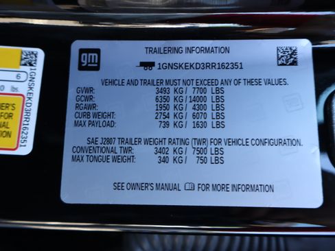Used 2024 Chevrolet Suburban RST w/ Luxury Package AWD/4WD image 12