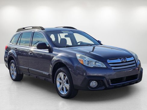 Used 2014 Subaru Outback 2.5i image 3