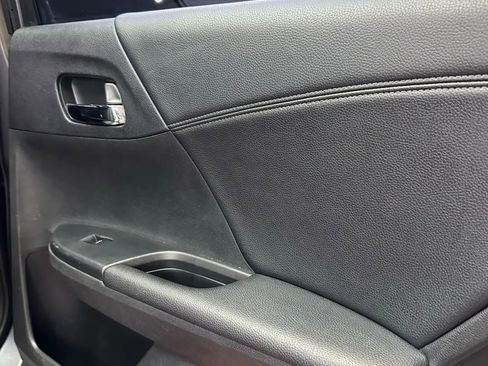 Used 2013 Honda Accord EX-L image 26