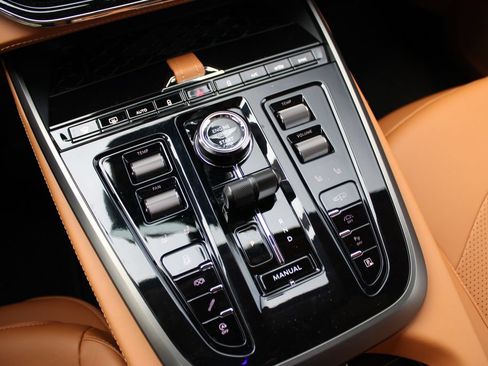 New 2026 Aston Martin DBX 707 AWD/4WD image 16