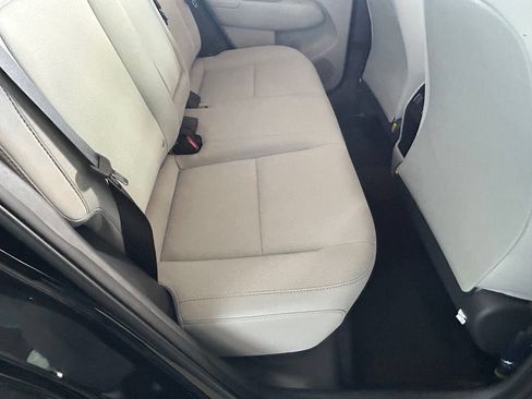Used 2025 Hyundai Kona SEL FWD image 41