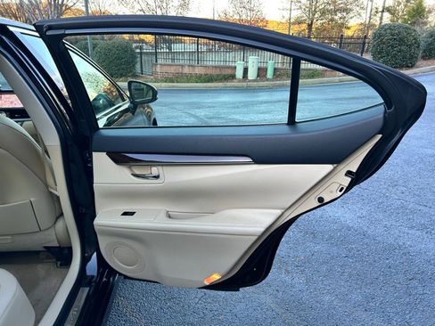 Used 2014 Lexus ES 350 image 37