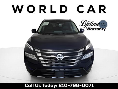Used 2024 Nissan Rogue Platinum w/ Platinum Premium Package FWD image 8
