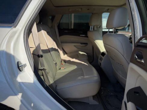 Used 2013 Cadillac SRX Performance image 19