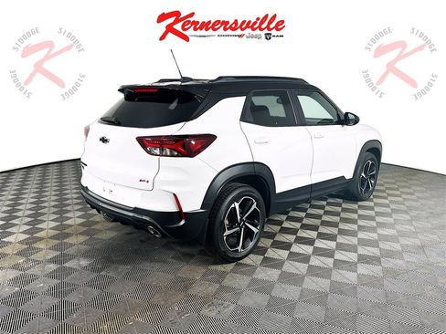 Used 2023 Chevrolet TrailBlazer RS w/ Convenience Package image 7