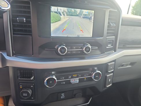 Used 2022 Ford F150 XLT w/ Equipment Group 301A Mid image 11