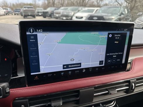 Used 2025 Lincoln Corsair Reserve FWD image 18