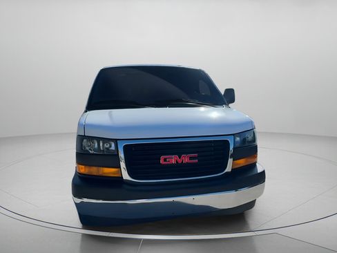 Used 2024 GMC Savana 2500 w/ Driver Convenience Package image 5